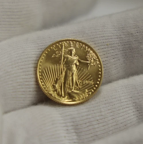 1995 US Unc Gold Eagle 1/4 oz $10 Nice Coin.