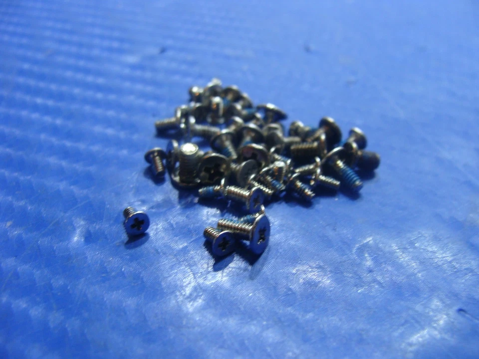 Asus Transformer Pad TF103C 10.1" OEM Juego de tornillos para reparación Juego de tornillos ER* Foto 3 de 3