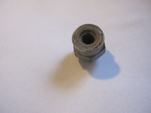 FIAT 850 SPIDER RACER FIAT 1500 CABRIOLET WIPER ARM ACORN RETAINING NUT - Picture 3 of 3