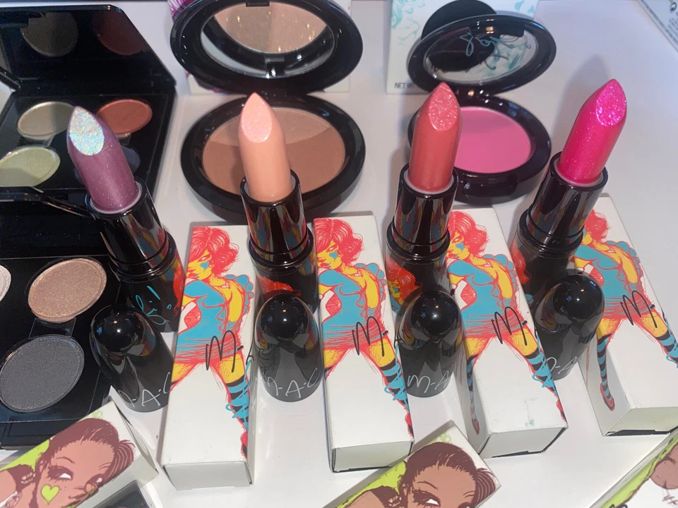 MAC FAFI Collection Lipstick Eyeshadow Lipglass Blush Powder  11 Pc Set - Image 2 of 4