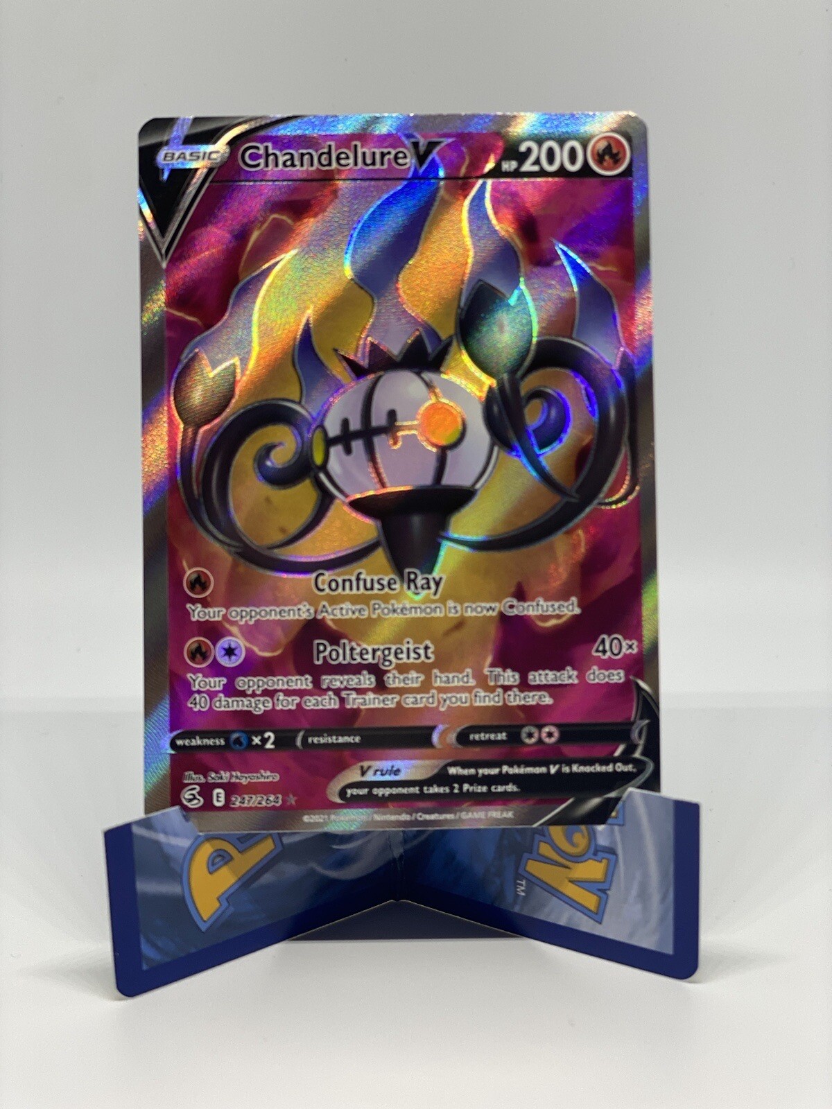 Pokémon TCG Chandelure V Full Art Fusion Strike 247/264 Holo NM