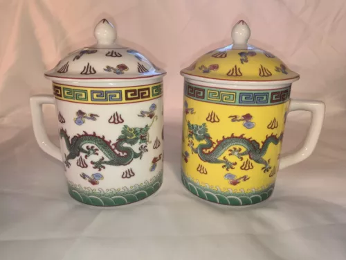 Set Of 2 Traditional Chinese Jingdezhen Ceramic Mugs With Lid Perfect Condition 