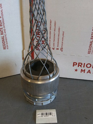 36518 Conduit Strain Relief 1.62 x 2.00 Hubble WE SHIP TODAY 