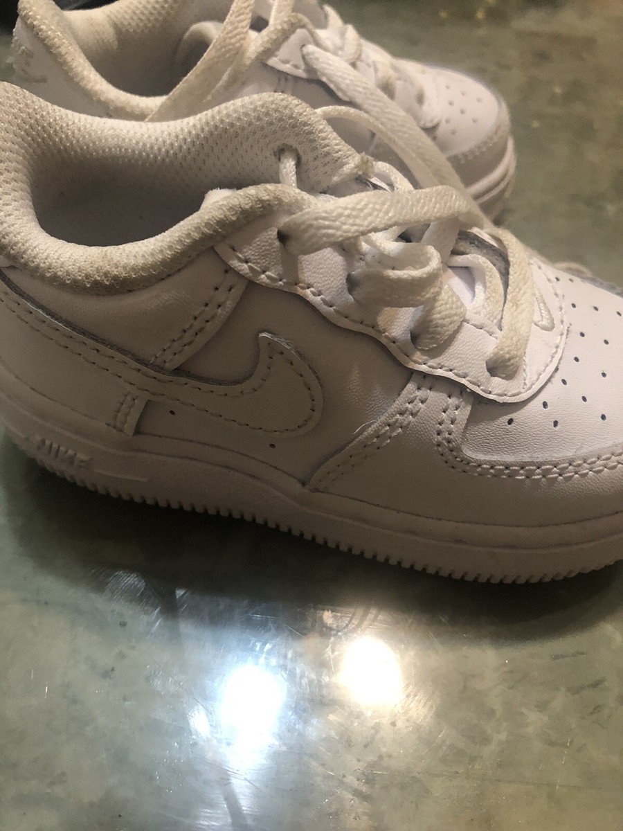 white nike air force 1 size 3