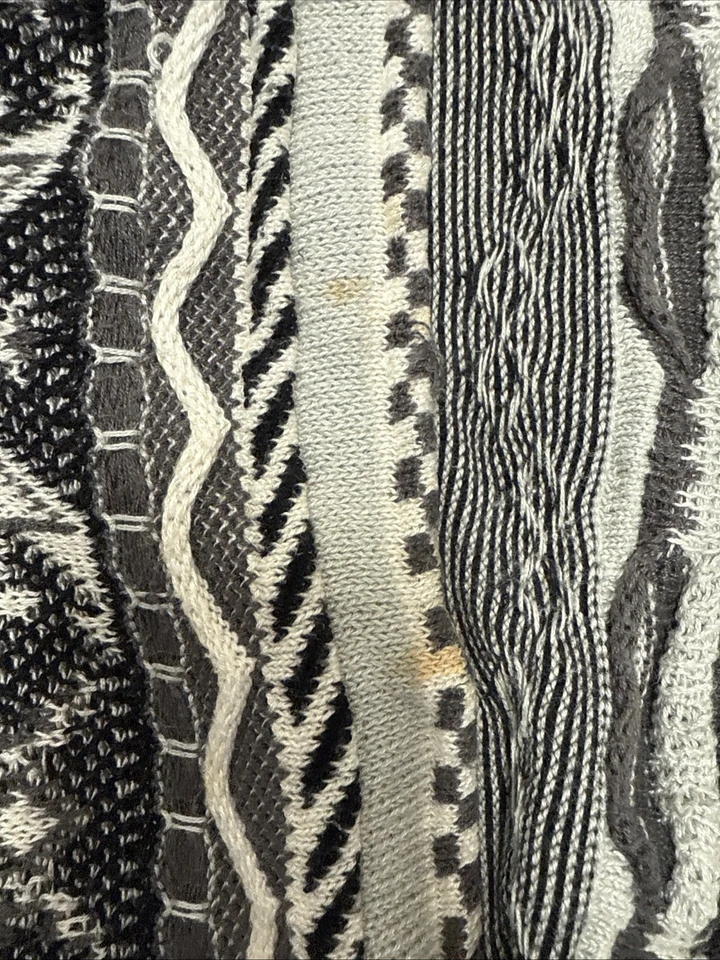 vintage 90s Tundra Cozy Knit 3D Sweater L Black White Grey Pullover Coogi Like - Image 3 of 4