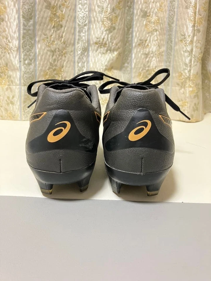 ASICS Ultrezza 2 US 8.5 UK 7.5 1103A061 002 Soccer Football Cleats BLACK GOLD - Image 4 of 4