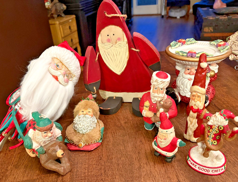 Lot of Santas! Unbranded, Fitz&Floyd, Heritage Santa, Mary Engelbreit, Midwest