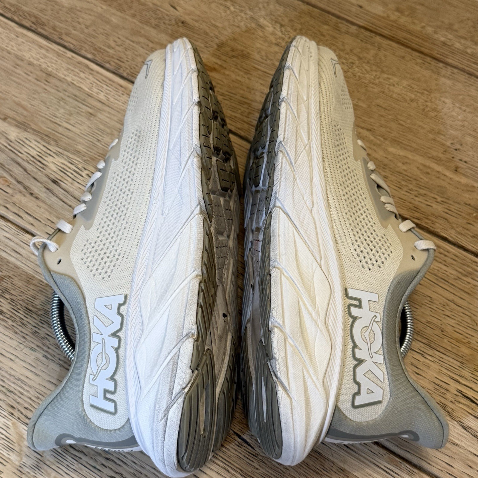 Men's Hoka One One Arahi 7 Road-Running Shoes size 12.5D Gray thumbnail 7