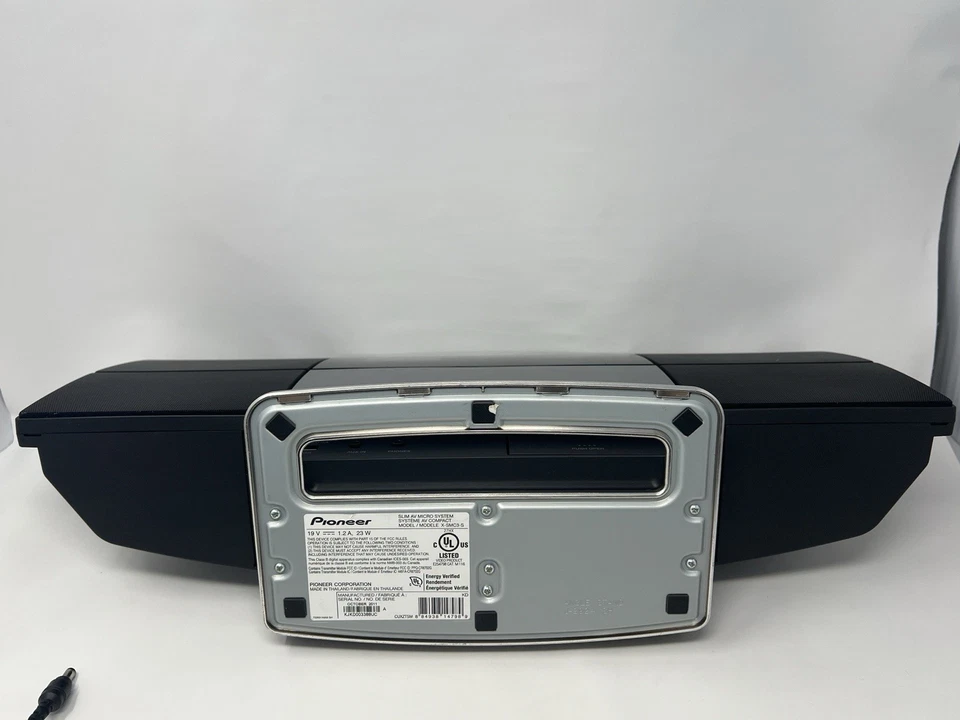 PIONEER X-SMC3-S Slim AV Micro System FOR PARTS TURNS ON READ - Image 4 of 4
