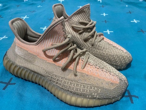 Yeezy Boost 350 v2 Sand Taupe 