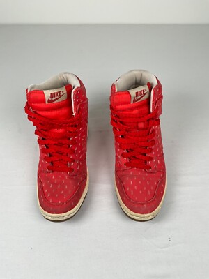 Nike Dunk Sky Hi Hidden Wedge Lace Up Women s Size 7.5 Sneaker Shoe Hyper Red