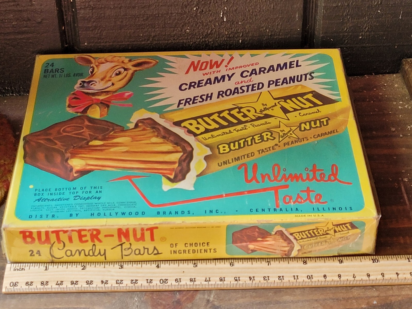 HOLLYWOOD BRANDS BUTTERNUT CANDY BAR BOX CENTRALIA ILLINOIS AWESOME