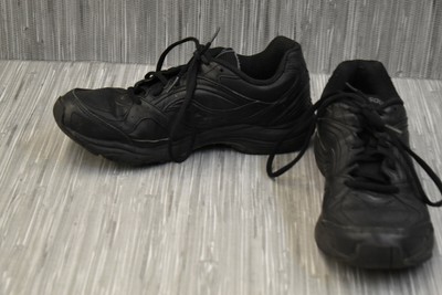 saucony women's progrid integrity st2