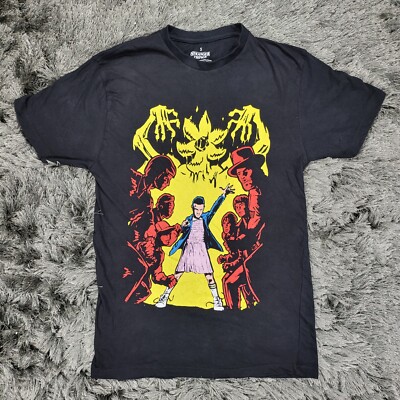 Stranger Things X Loot Crate T-Shirt Men Small Black Collab 100% Cotton Pullover