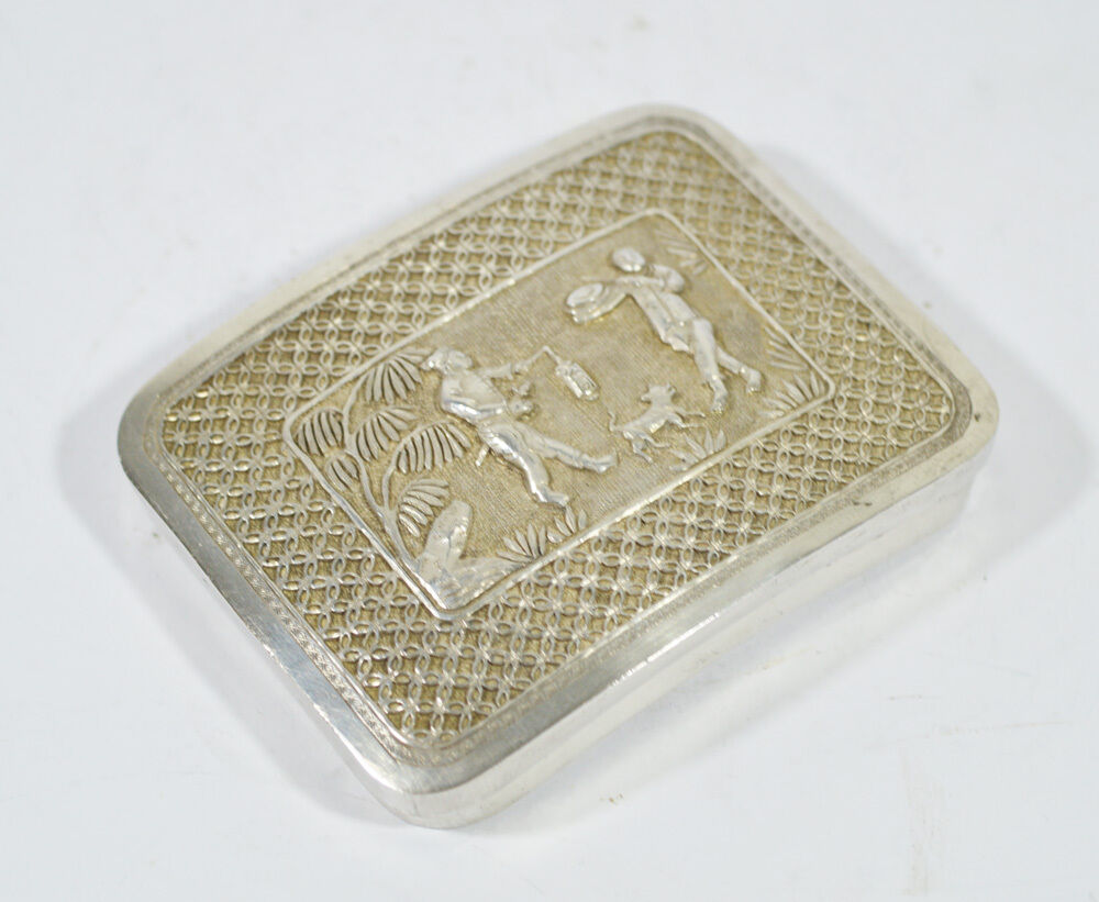 ANTIQUE CHINESE EXPORT SILVER CIGARETTE CASE BOX