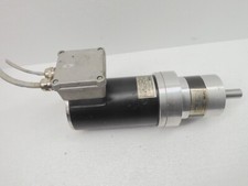SDSGAXX008-22, LENZE