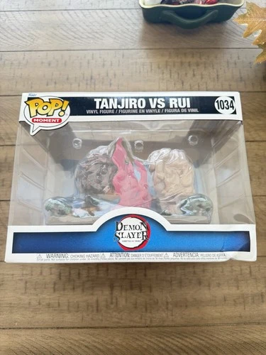 Funko Pop! Moments: Demon Slayer: Kimetsu no Yaiba Tanjiro vs. Rui #1034 Damaged