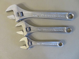 3 - VINTAGE GM GOODWRENCH CRESCENT WRENCHES 10" - 8" - 6" ADJUSTABLE NICE!
