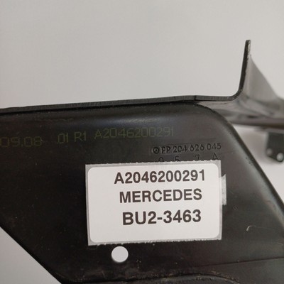 2007-2014 Mercedes-Benz C-Klasse Headlight Base Right A2046200291