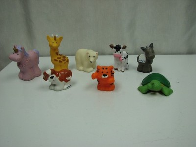 8 Piece Fisher-Price Little People Animals - Mixed Lot E as shown