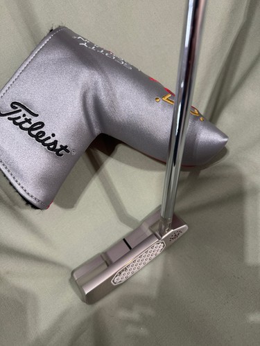 NEW Scotty Cameron 2025 Studio Style Newport 2.5+ Putter 34" - Picture 3 of 4