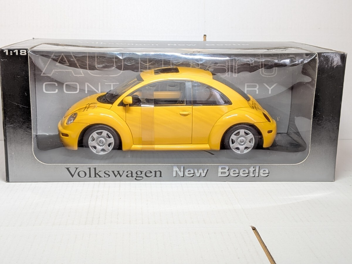 AUTOart Volkswagen New Beetle 1999 Reflex Yellow 79731