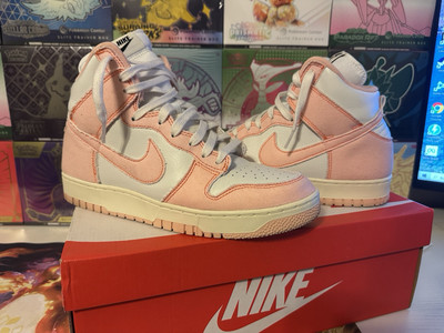 Size 11 - Nike Dunk 1985 High Arctic Orange W