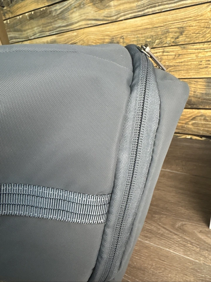 New Samsonite Elevation Plus Soft side Expandable Duffle - Slate Gray - Image 4 of 4