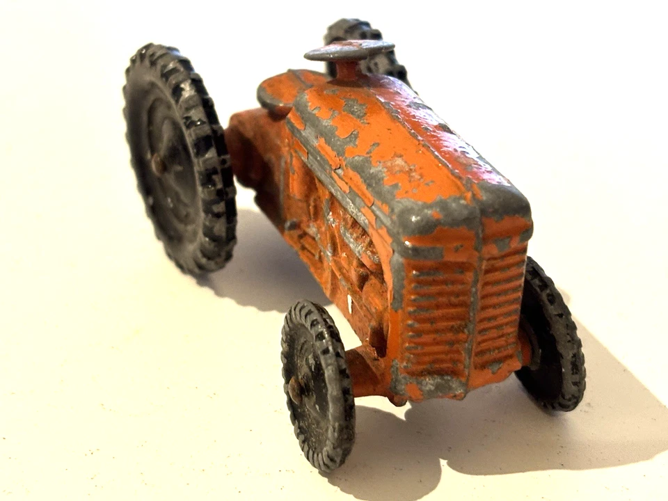 Tractor agrícola fundido a presión Maylow Charbens 1955 de colección 1953 1,43 raro F2 Foto 2 de 4
