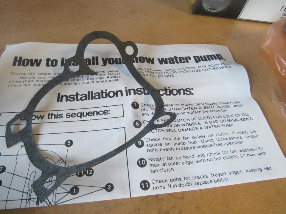 Bomba de agua Volvo Eastern Industries con junta AW9068 Foto 4 de 4