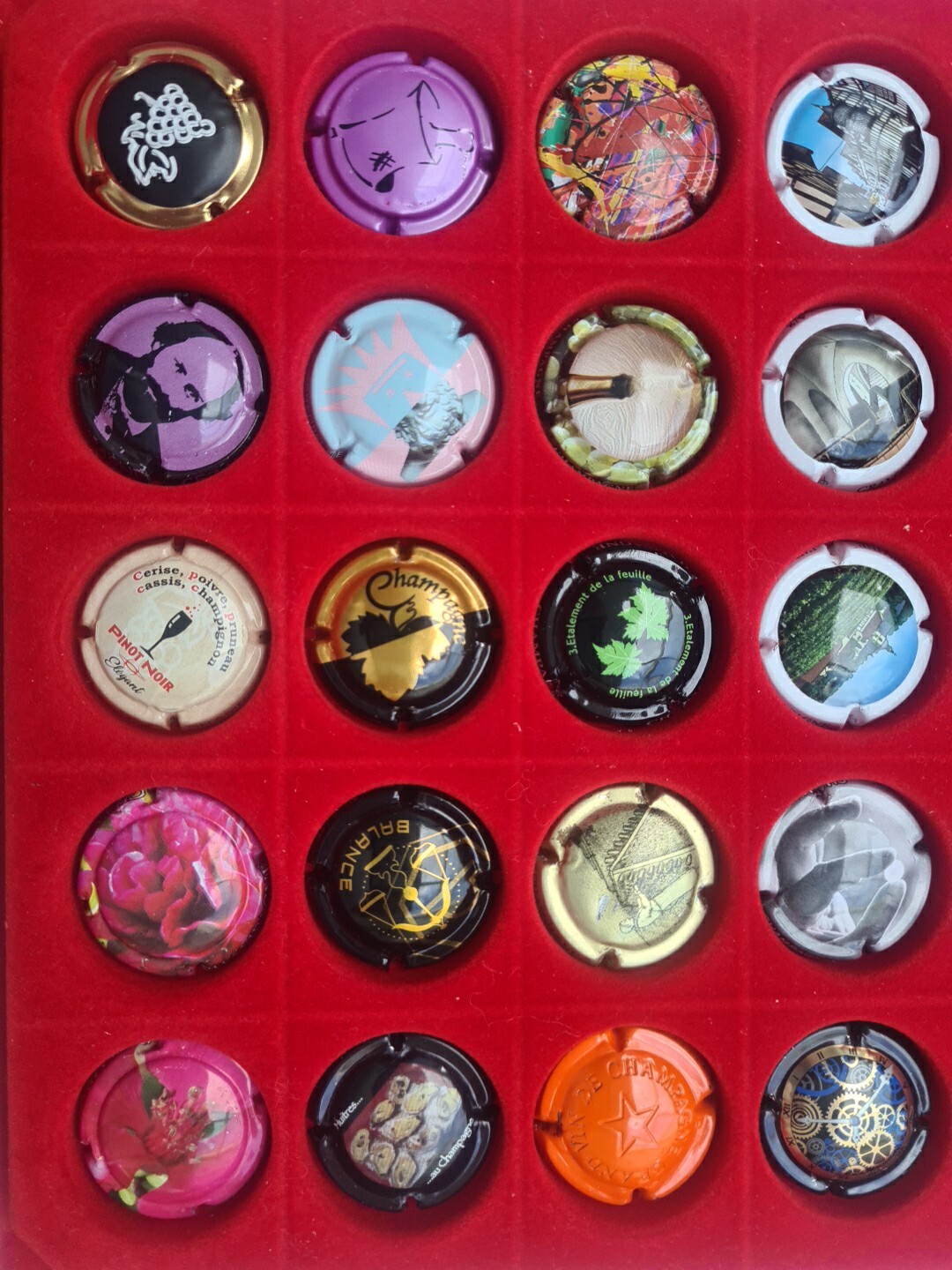 Lot 40 capsules de champagne Génériques Sans Plateau eBay