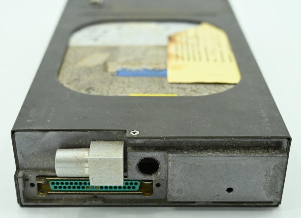 Bendix King KLN-88 Loran-C Navigator with Tray