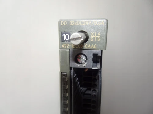 6ES7 422-1BL00-0AA0 NEW SIEMENS 6ES7422-1BL00-0AA0 S7-400 Digital Output Module - Picture 3 of 4