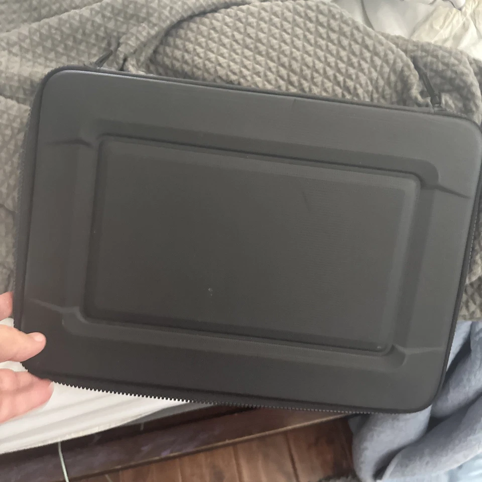 Capa preta para laptop Thule Suécia 13" manopla 3.0 Apple Macbook Tech - Imagem 3 de 4