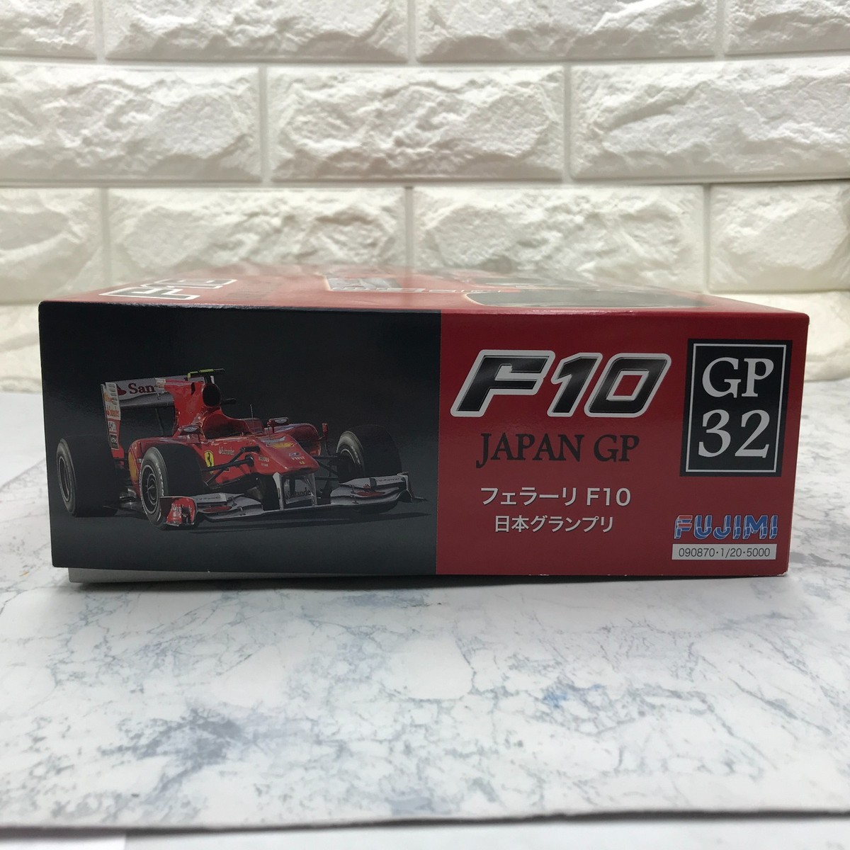 未組立1/20 フジミ フェラーリ F10 (JAPAN GP)プラモデル 未組立1/20 フジミ フェラーリ F10 (JAPAN GP)プラモデル
