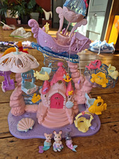 Sylvanian Families Underwater Mermaid Playset Baby Figures Whimsical Castle Toy