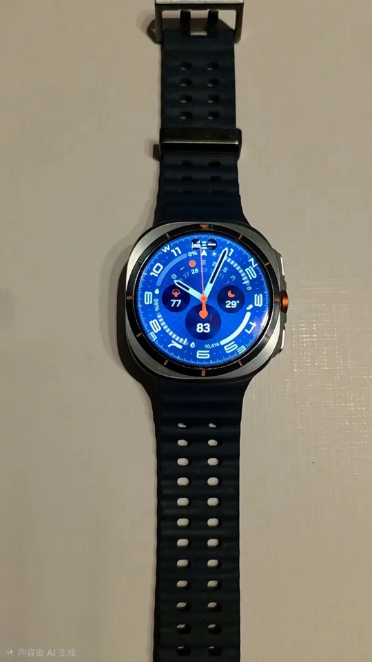 Samsung Galaxy Watch Ultra (2025), photo 1 sur 5