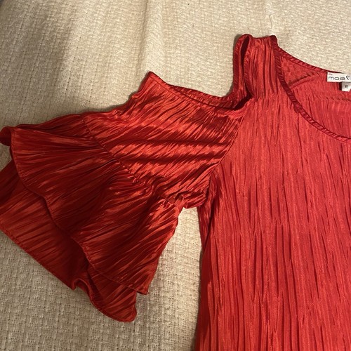 Moa Moa Red Cold Shoulder Sleeve Blouse (new with tag!) - Picture 2 of 5