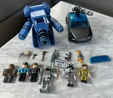 Roblox Mixed Play Set Toy Vehicle Jail Break Celestial Car BONUS FIGURES