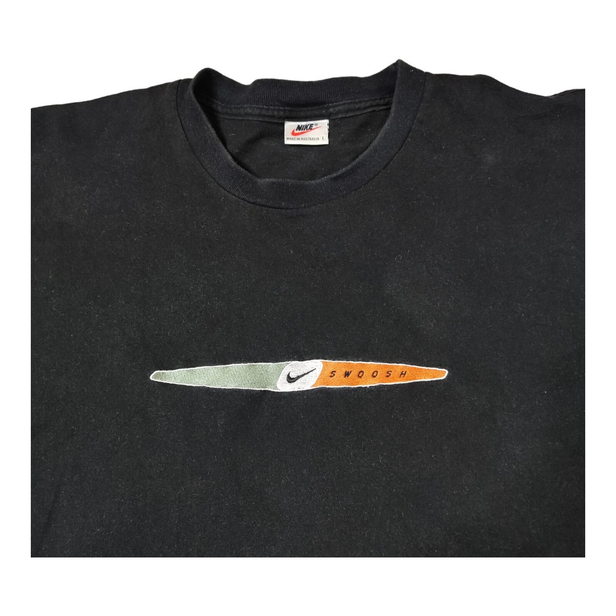 MTSKYページ Nike Black Swoosh Tick Vintage T-Shirt Made in Australia