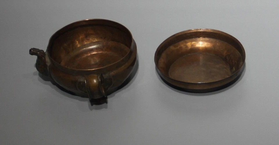 Tetera antigua budista tibetana tibetana del siglo XIX real bonita de cobre rojo Foto 4 de 4