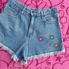 Vintage 90s floral embroidered cut Off Jean Shorts Size 11 29W