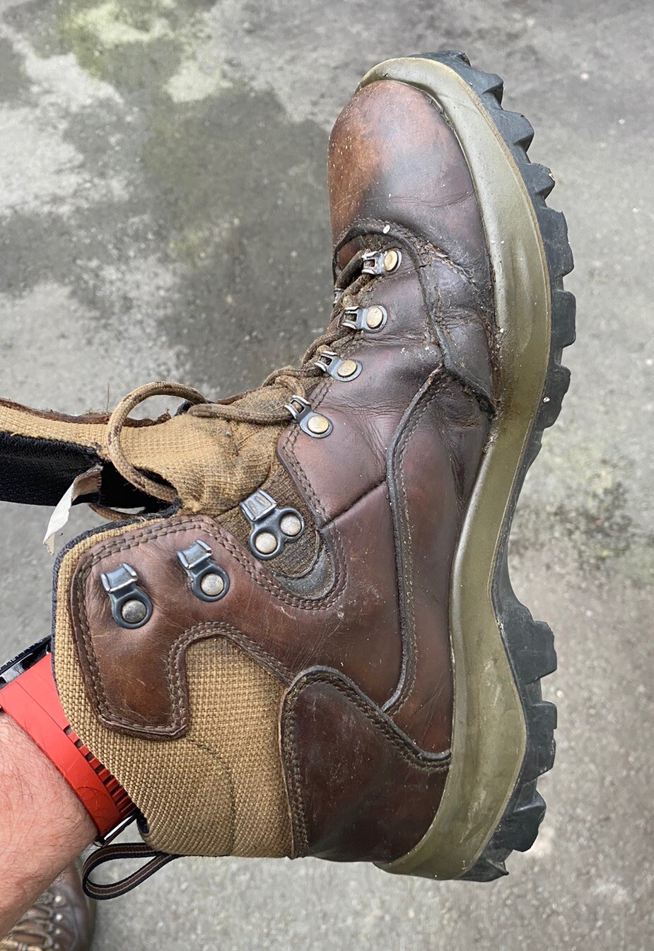 Berghaus Gortex Explorer Ridge Leather Hiking Walking Boots UK10 EU 45
