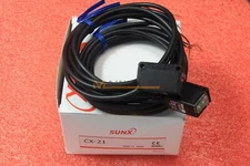 1PC CX-21 CX-21D +CX-21P  Sunx Photoelectric Switch New in box