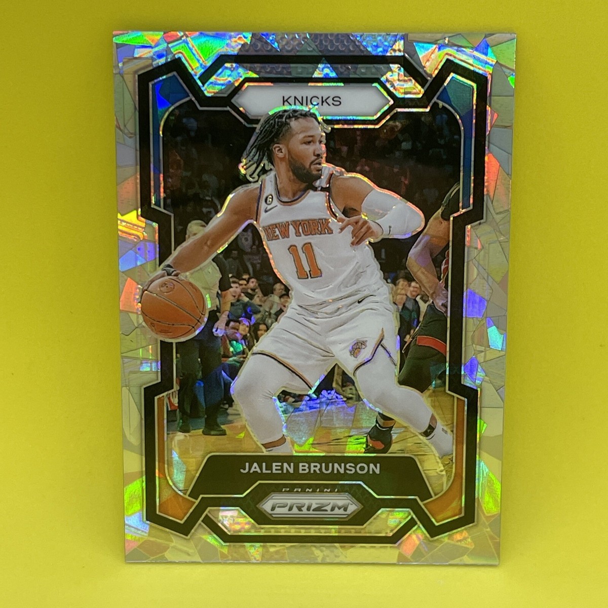 Jalen Brunson CRACKED ICE REFRACTOR PRIZM INVESTMENT CARD SSP 