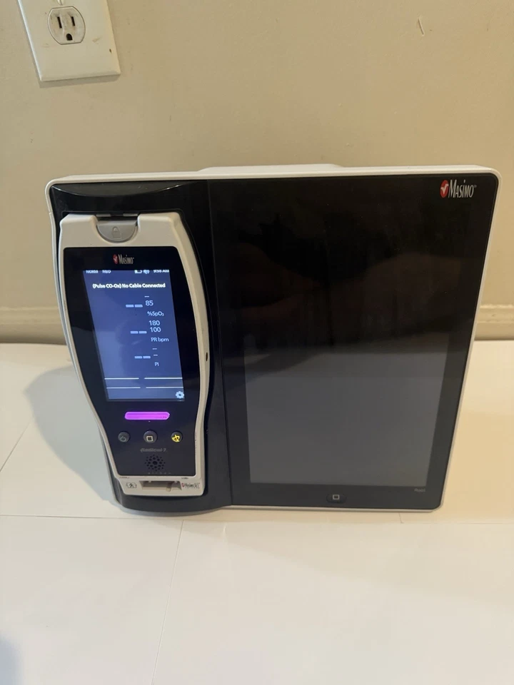 Masimo Root RDS7A Patient Monitor with Radical-7 and ISA CO2 Module - Image 3 of 4