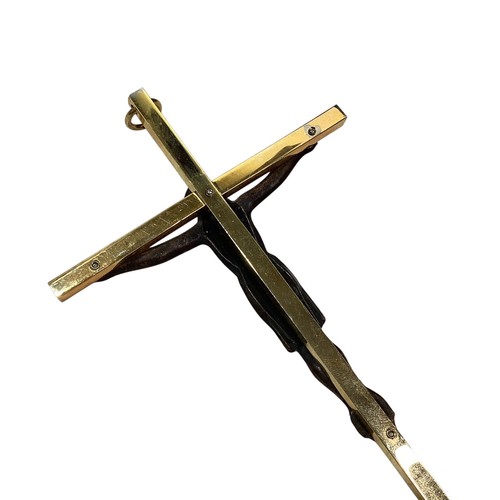 Vintage Crucifix Jesus Christ INRI Religious Wall Hanging Bronze Tone 7"x3.5" - Picture 5 of 9