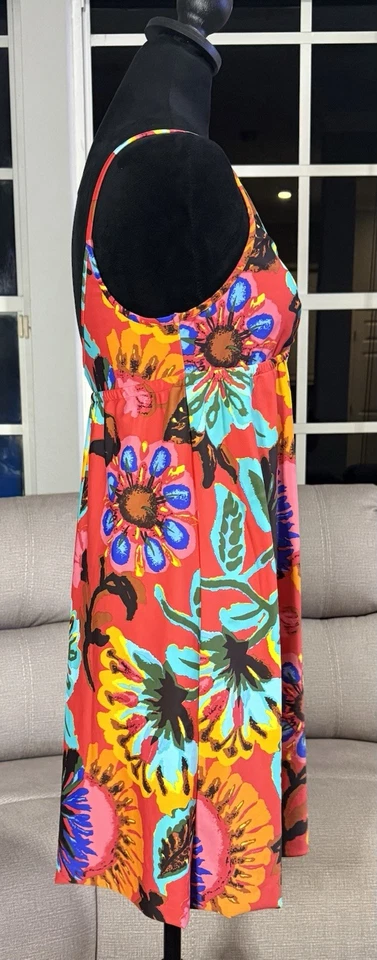 Lucky Brand, Vestido de Natación Rojo Estampado Grande Floral Encubrimiento, Talla Pequeña/Mediana Foto 4 de 4