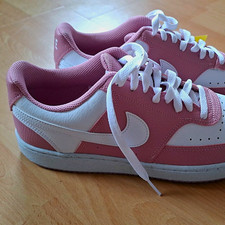 Nike Damen Sneaker Low Top rosa/weiß EU 40,5...