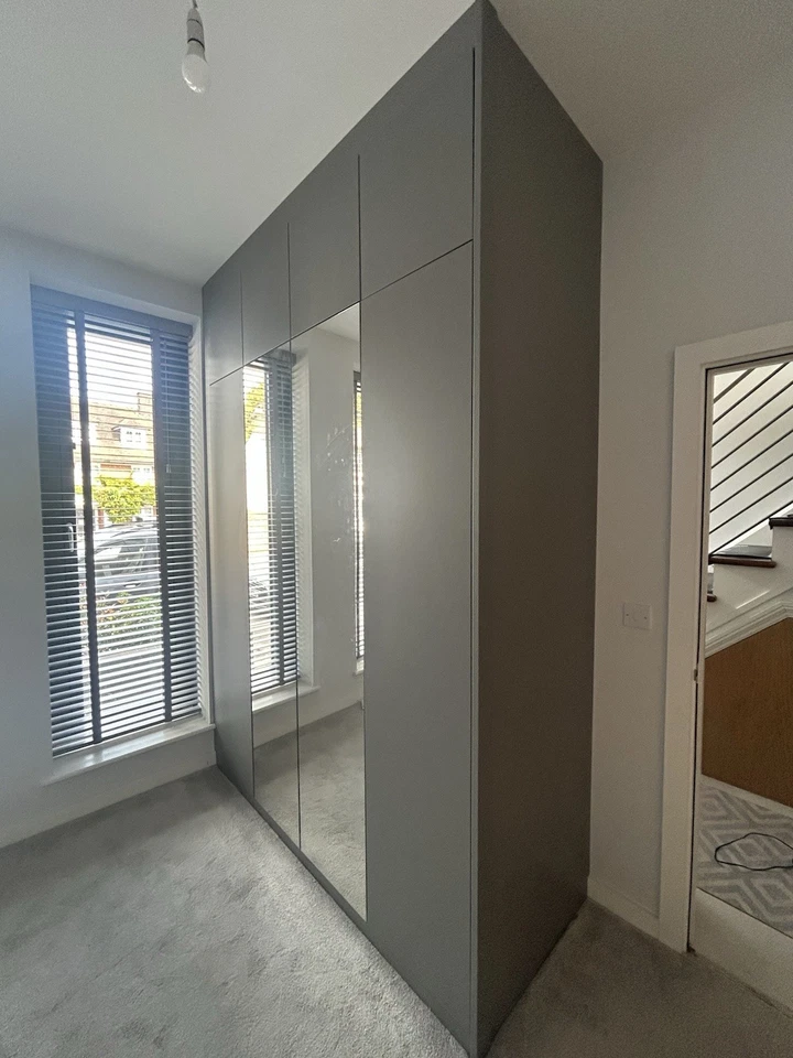 Sharps Fitted 4 Door Wardrobe with Hanging Rail In Grey - Image 3 of 4